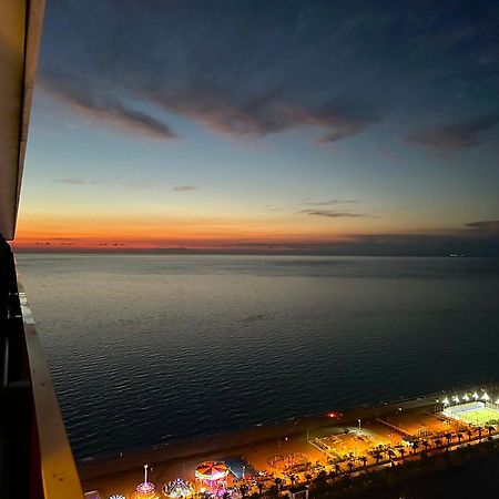 Batumi Orbi City Apartment On 41Th Floor Экстерьер фото